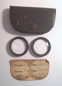 EARLY ROLLEIFLEX 28.5MM PROXAR 2 CLOSE UP FILTER SET W/ FIELD CASE AND DATA CARD