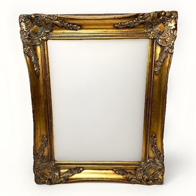 VTG Beautiful Ornate 17x21 Gold Gilt Victorian Wood Painting Picture Photo Frame