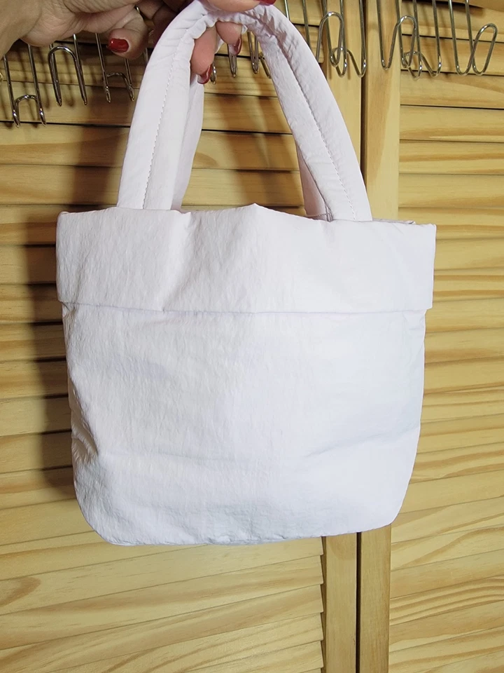 Bolso de Mano Pequeño Lululemon On My Level 5L Nuevo con Etiquetas Rosa Feliz Foto 3 de 4