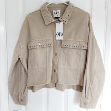 Zara Women  s Beige Cropped Jacket NWT Relaxed Fit Eyelet Rings Pockets Size L