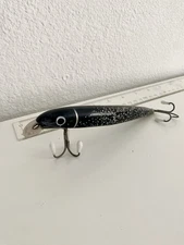 Vintage Cisco Kid Fishing Lure- Black, Silver Flash Excellent Condition