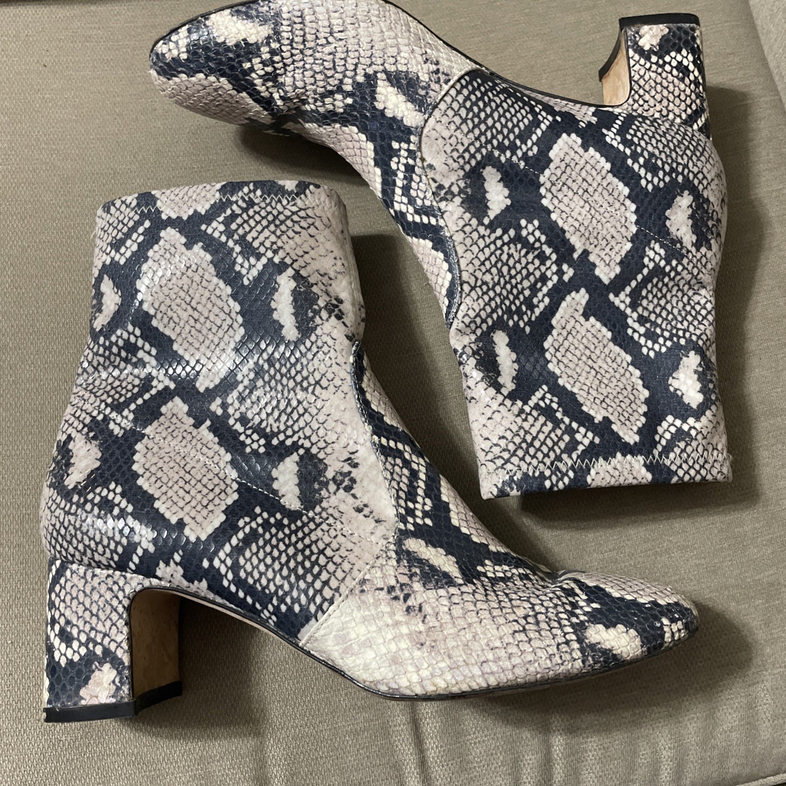 Stuart Weitzman Yuliana Python Leather Snake Prin… - image 4