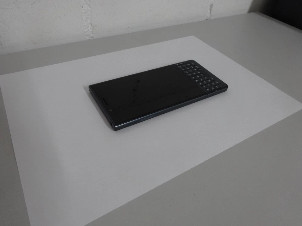 BlackBerry Key2 LE 64GB BBE100-4 Ohne Simlock Slate Gray Business Android w. NEU - Bild 3 von 4