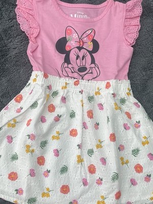 Beautiful Minnie Mouse dress in size 3T, perfect for girls around 2 3 years old.