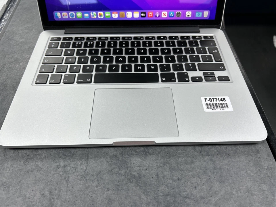 Apple MacBook Pro Retina 13" Early 2015 8GB i5-5257U CPU 2.70GHz 256GB Silver - Image 3 of 4
