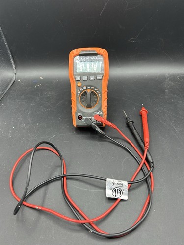 Klein Tools mm400 600v digital mulitmeter volt meter working