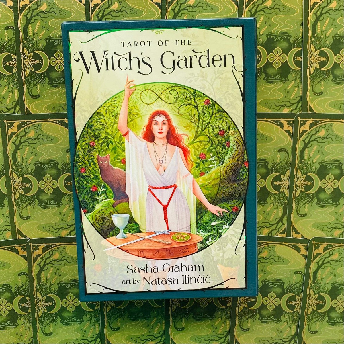 【正規品タロットカード 】Tarot of the Witch's Garden Tarot of the Witch's Garden: Graham, Sasha, Ilincic, Natasa