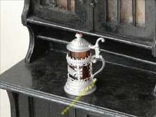 Zinn - Krug mit Glaseinsatz, Bruxelles Schriftzug, für die Puppenstube, 4D272-10