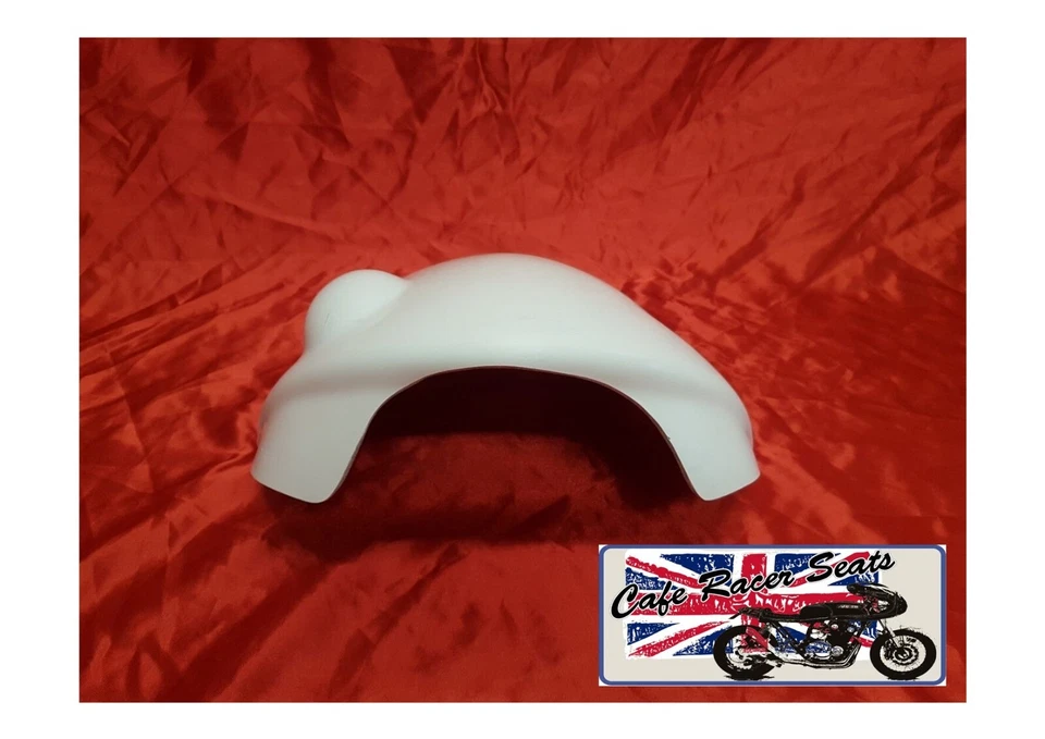 CAFE RACER TRIUMPH MOSQUITERA ACABADO EN BLANCO Foto 3 de 4