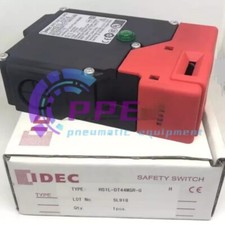 1PC New IDEC HS1L-DT44KMSR-G Safety Door Lock