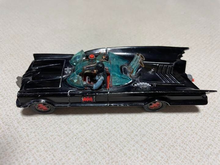 Picture 3 of 24