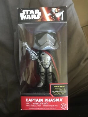 Star wars captain phasma vinyl funko bobble-head - Photo 1/3