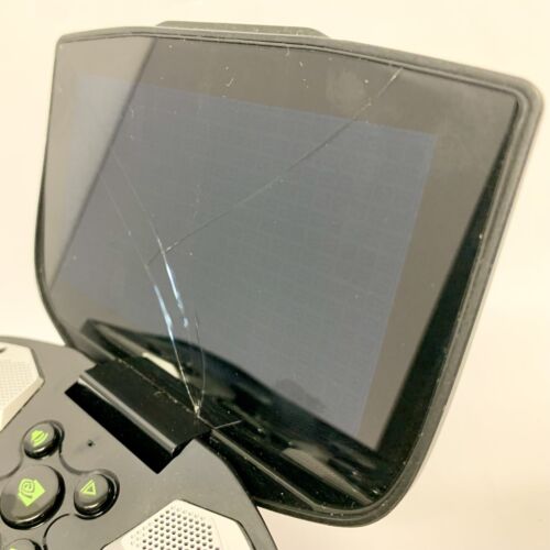 Shield Nvidia Terga P2450 Gaming- und Mediengerät - FUNKTIONIERT SUPER, gesprungenes Display - Bild 4 von 4