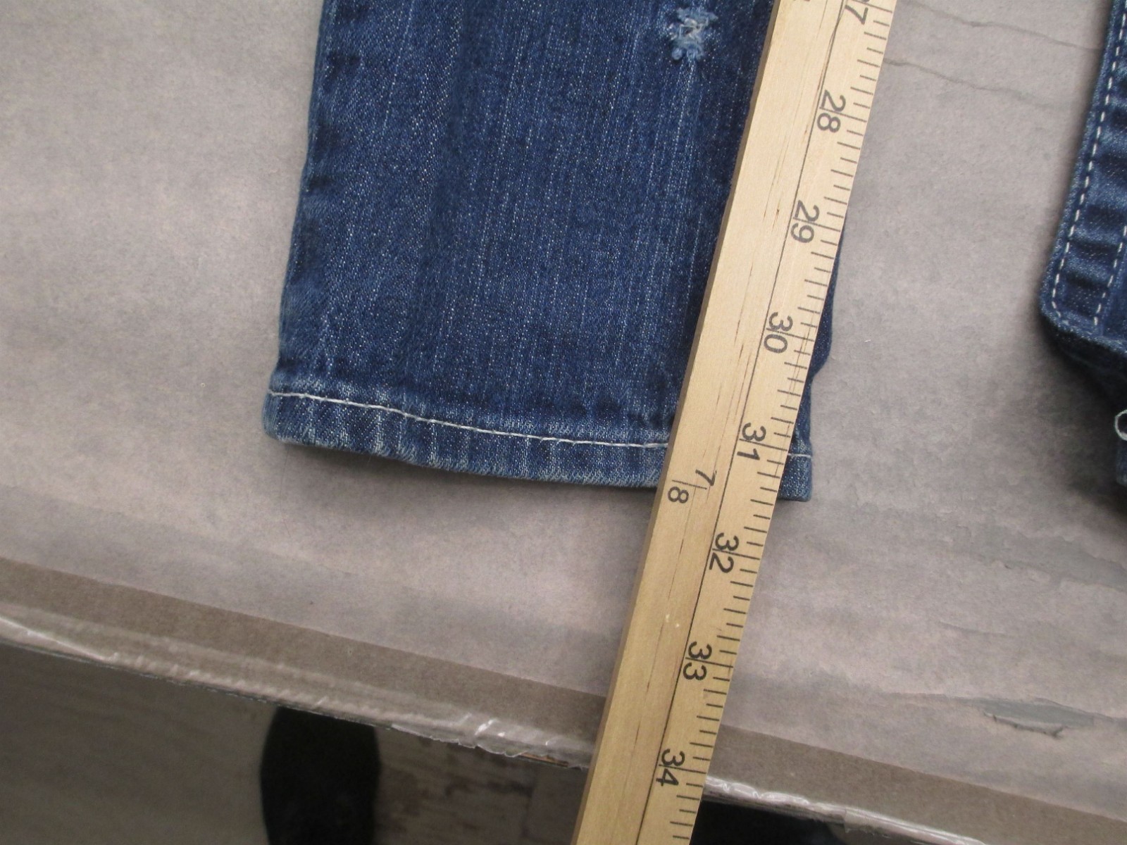 True Religion Size 28 Womens Blue Cotton Blend Sequine Pockets Casual Jeans 336 thumbnail 5
