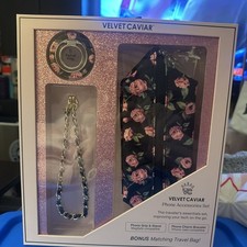 VELVET CAVIAR Phone Accessories Set Travel Floral Black
