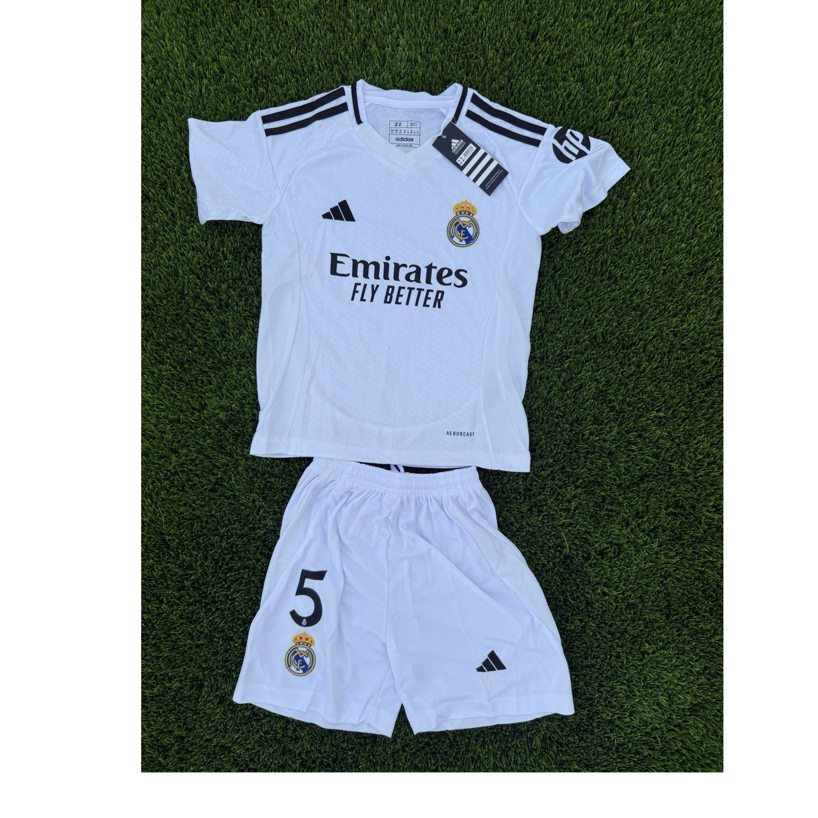 ウェア Real Madrid Bellingham 5 adidas Real Madrid Bellingham #5 Soccer Jersey & Shorts Set White