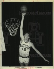 1965 Press Photo Jeff Ramsey Playing For the University of Florida - lrs00797