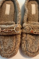 Women  s Mia Too Brown Fuzzy Slippers Size 6M