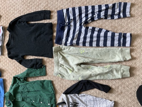 Lot Of 10 Boys Long Sleeve Button Shirts, Sweatshirts & Pants Size 3T Gap Mixed - Picture 4 of 9