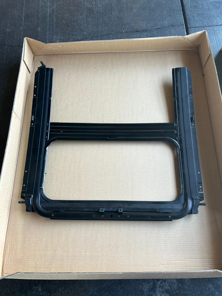 Original OEM Porsche 911 996 997 991 techo corredizo marco casete 1999-2013 91156491101 Foto 4 de 4