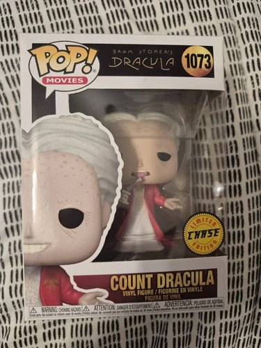 Funko Pop! Movies: Count Dracula #1073 Chase Vinyl Figure +PROTECTOR
