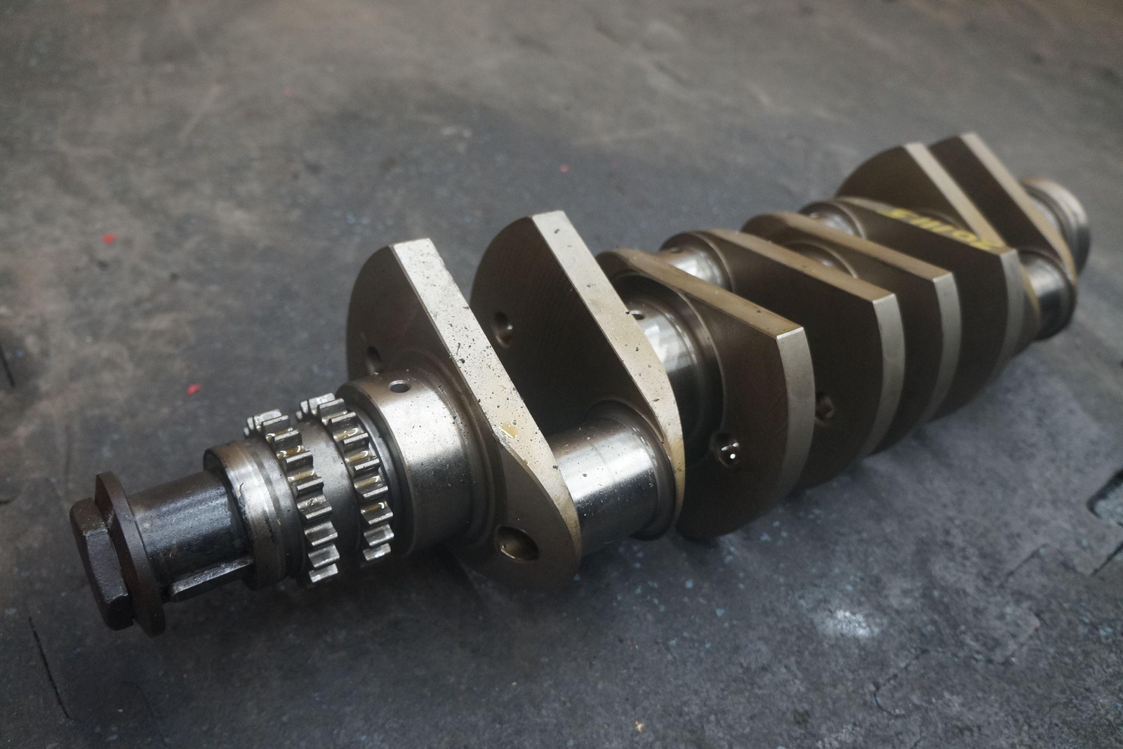 Engine Crank Crankshaft 234930 OEM Ferrari California 2010