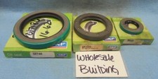 SKF ASSORTED OIL SEALS 9998 / 692545 / 28746 LOT OF 3