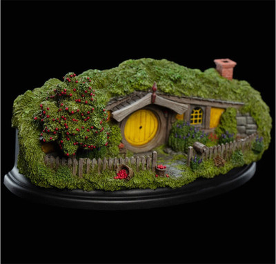 WETA Lord of the Rings 13 Apple Orchard Hobbit Hole Village Polystone NEW Statue