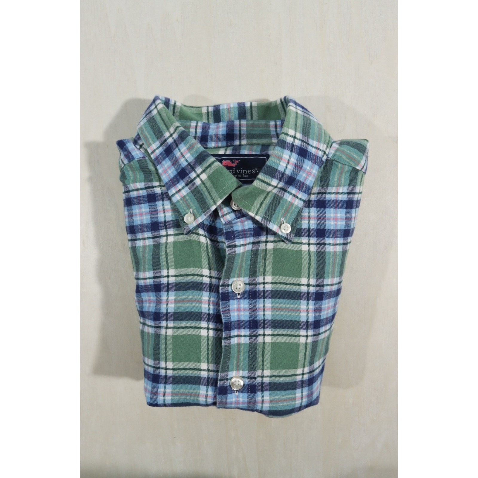 Vineyard Vines Shirt Mens XL Plaid Slim Fit Whale Long Sleeve Button Down Casual