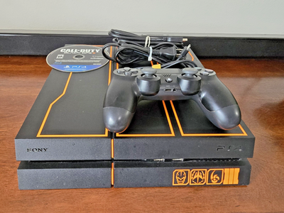 Sony PlayStation 4 PS4 1TB Call of Duty: Black Ops III Edition