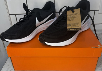Nike Revolution 7 Men's Black/White Mesh Running Shoes Size 13 US