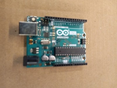Uno REV3 [A000066] - Atmega328P Microcontroller, 16Mhz, 14 Digital I/O Pins, 6 A