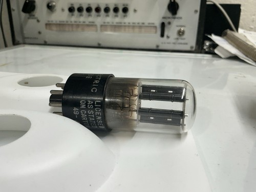 EARLY 1949 GE 6SN7GT (VT-231) PREAMP VACUUM TUBE- 2 HOLE -BLACK PLATE-TESTED NEW - Picture 2 of 5