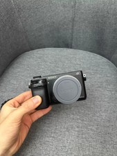 Sony Alpha NEX-6 BLACK 16.1MP APS-C CMOS Camera Body Only Excellent Performance