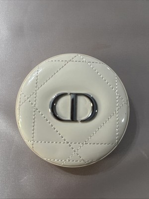 Dior Forever Glow Luminizer. 03 Pearlescent Glow.  Couture Luminizer.