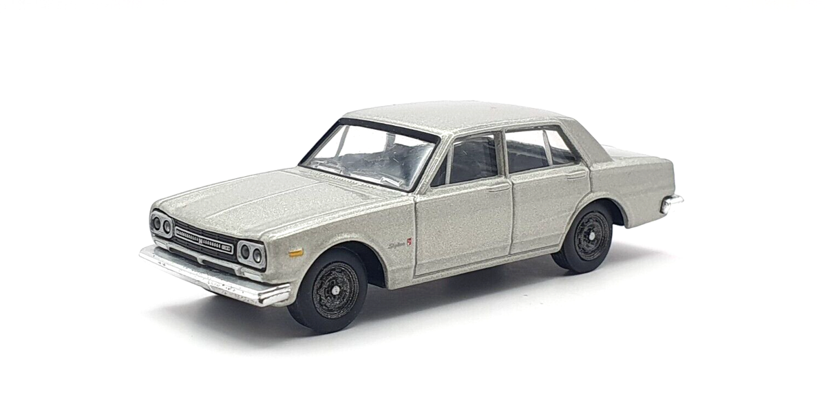 ミニカー NISSAN SKYLINE 2000GT-R (PGC-10) 1969 1/64 Konami 1969 NISSAN SKYLINE 2000 GT-R PGC10 SILVER diecast car