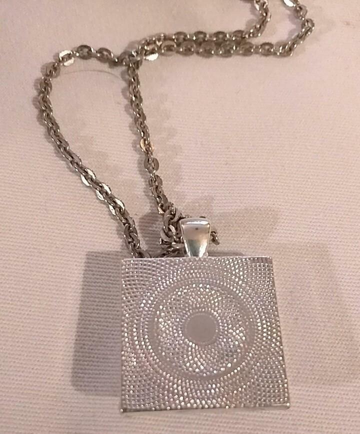 Picture 3 of 3
