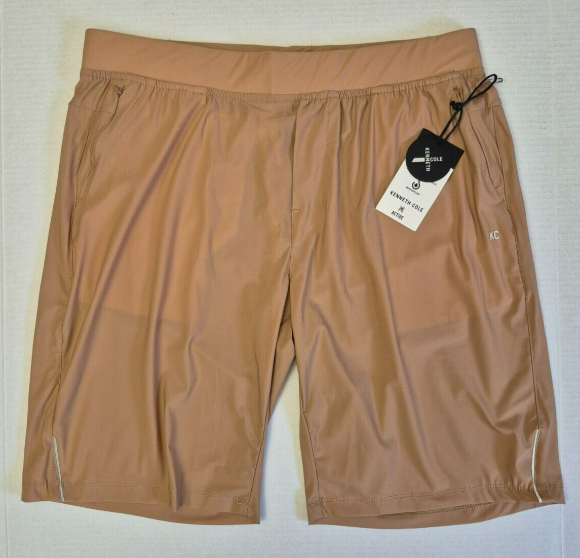 Kenneth Cole Mens Stretch Water-Repellent 9-Inch Active Tech Shorts Beige NWT