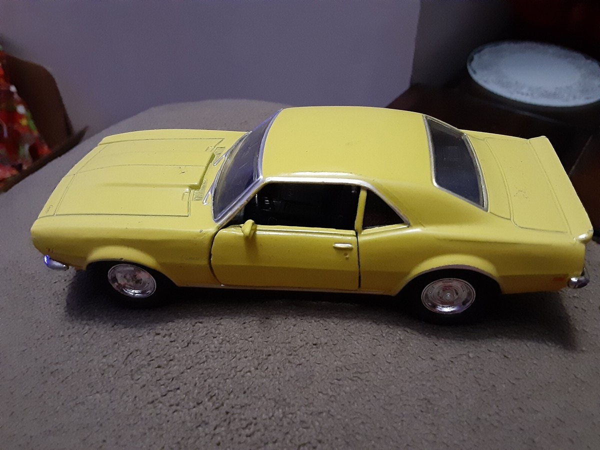 1968 CHEVY CAMARO 限定版 ミニカー 1:18 1/18 Welly 1968 Chevrolet Chevy Camaro Z28 (Blue) Diecast
