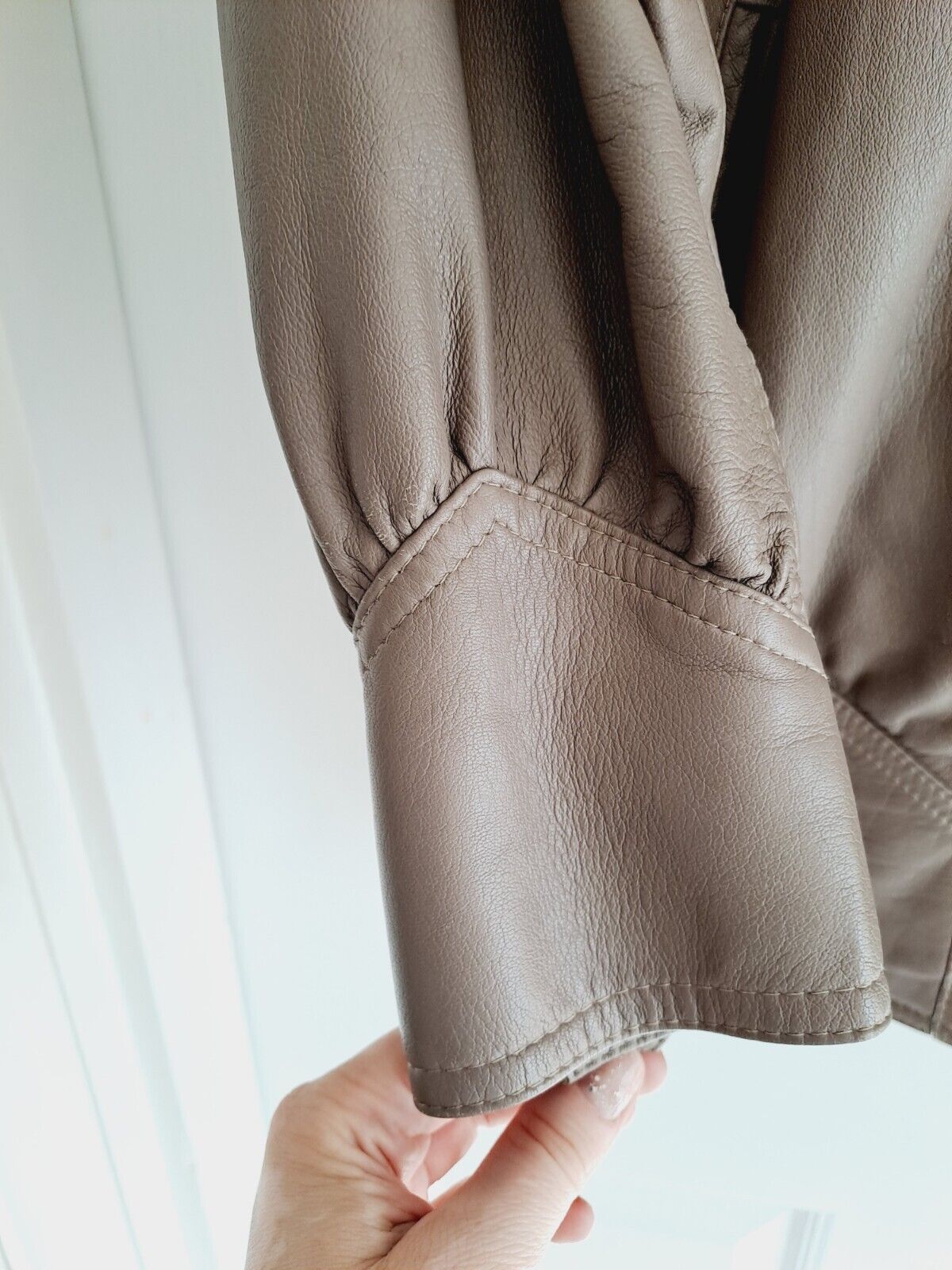 Real Leather Vintage Jacket 80s Womens size M / U… - image 5