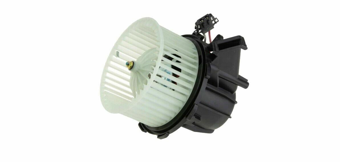 Pulseur d'air habitacle haute performance pour Audi A5 et Q5 aux normes strictes 8K1820021B
