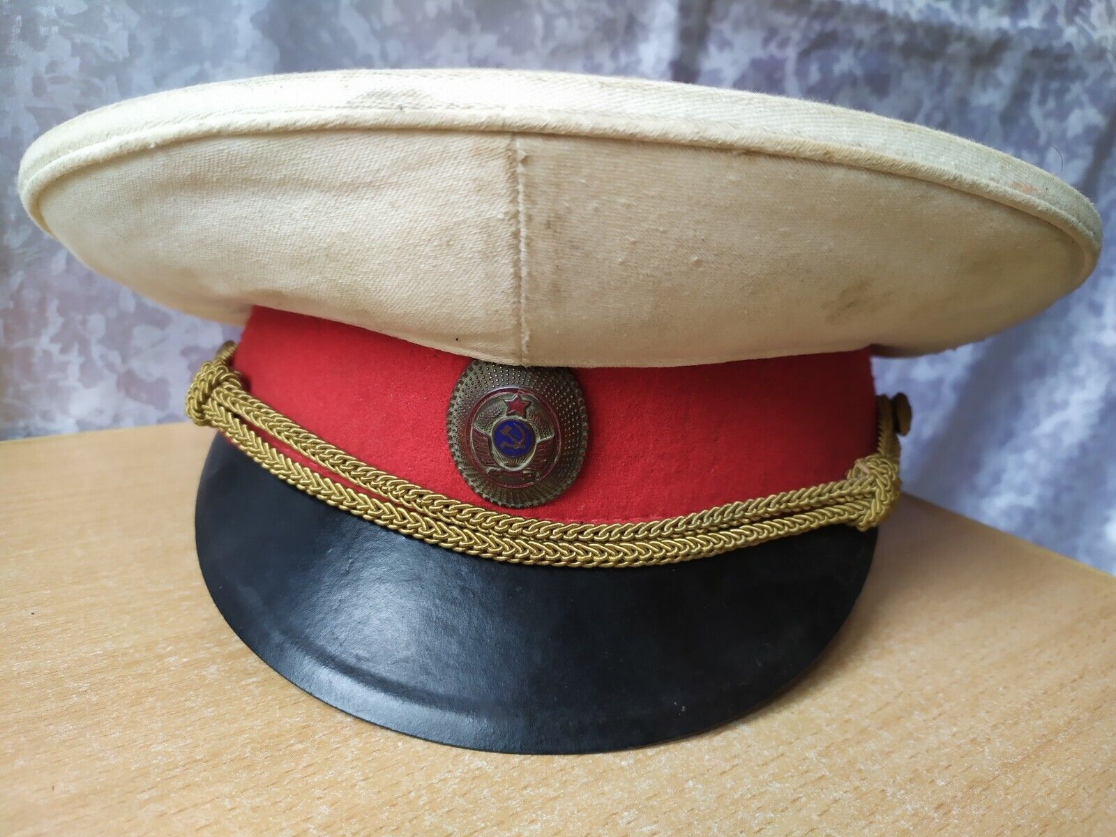 Soviet WW2 Officer Cap's Code & Price - RblxTrade