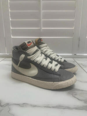 nike blazer high vintage grey