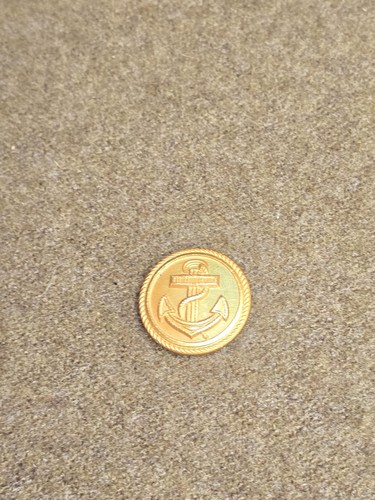 WWII German Kriegsmarine Uniform Button Dated 1939
