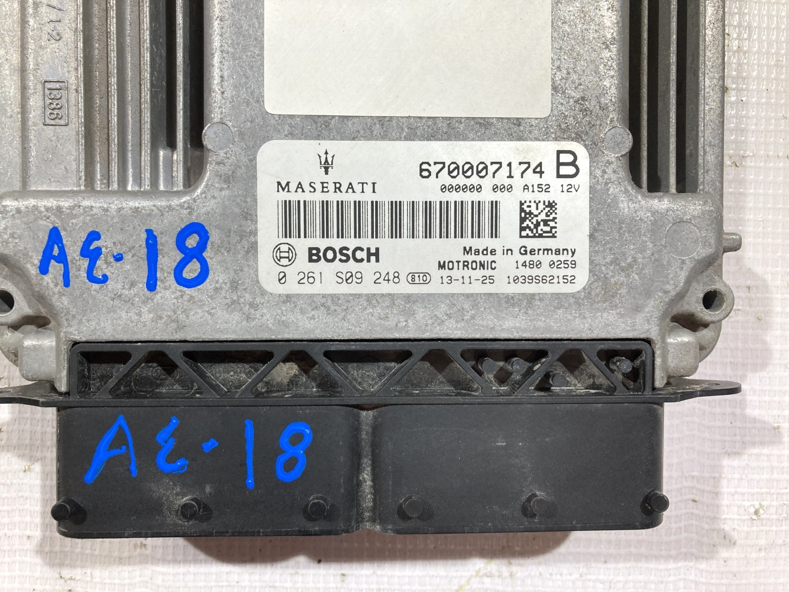 Maserati Ghibli 2014-2017 Control unit P/N 670007174