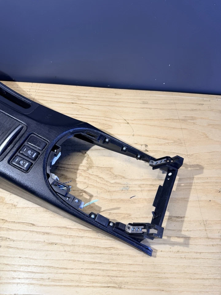 2006-2008 Nissan 350Z manual Center Console Armrest Lid Cover Box - Image 4 of 4