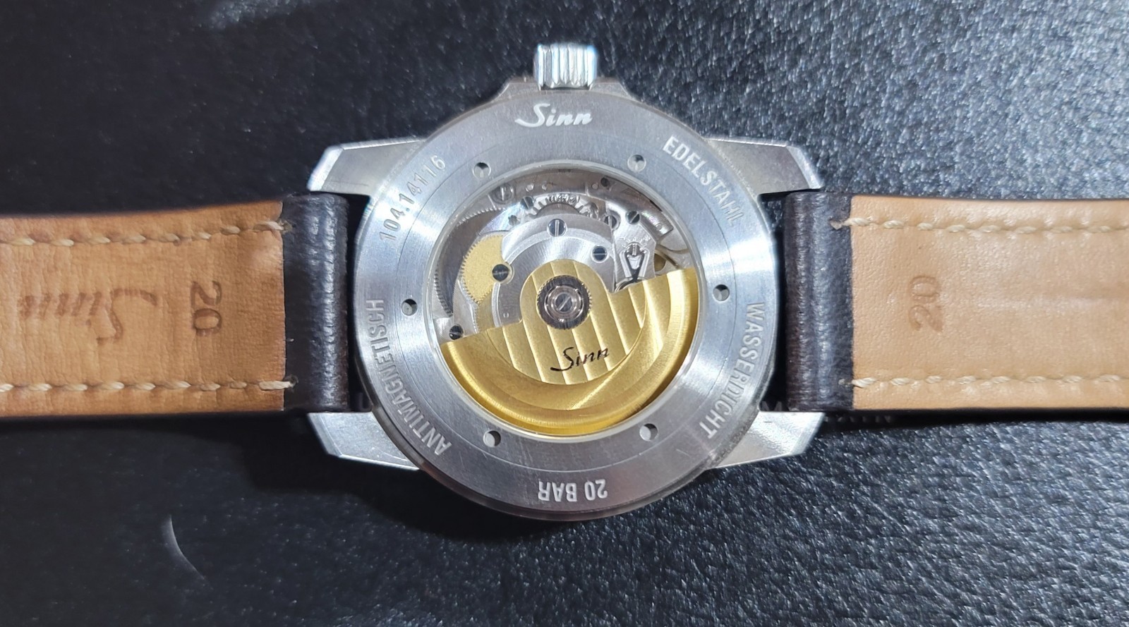 Sinn 104 A St Sa on H Link Quic Adjust Bracelet Full Set  Excellent image 2