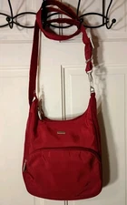 TRAVELON  Anti-Theft Classic Essential MESSENGER BAG (RFID Blocking) Red NWOT