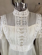 Vintage 1970 s Lace Trim Prairie Cottagecore Boho Wedding Gown Dress 34-30-54