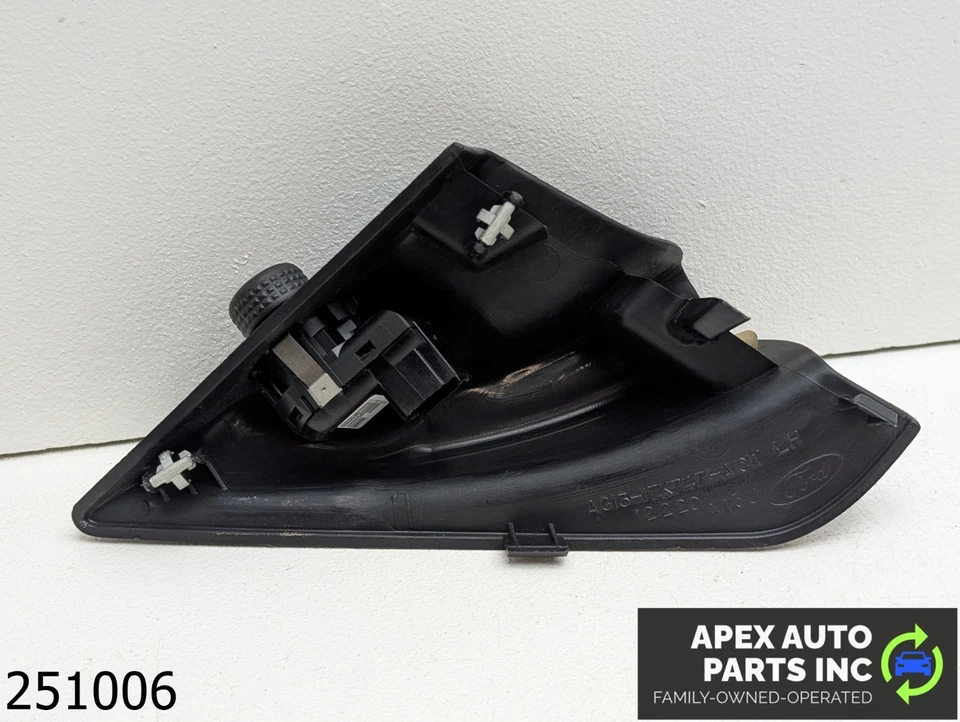 OEM 2010-2012 Ford Taurus 3.5L Side View Power Mirror Control Switch Knob - Image 4 of 4